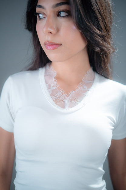 Veya Lace V-Neck Top